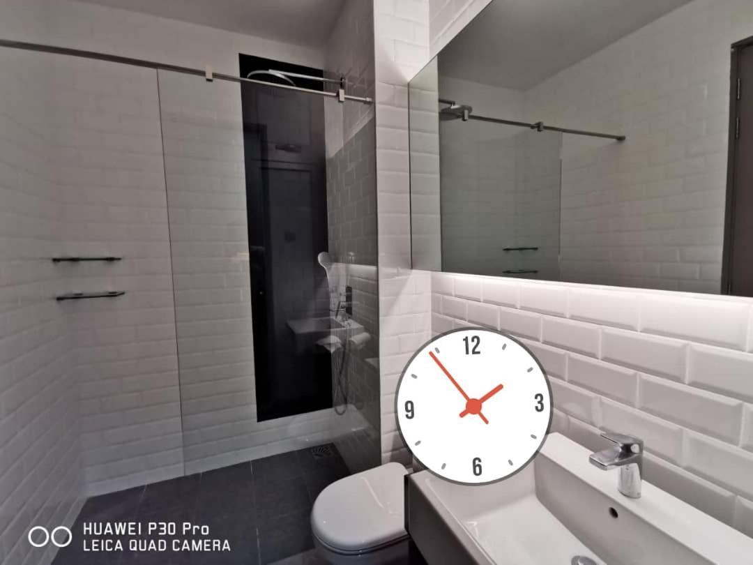 Shaftsbury Putrajaya At Alamanda Mall Apartment Luaran gambar
