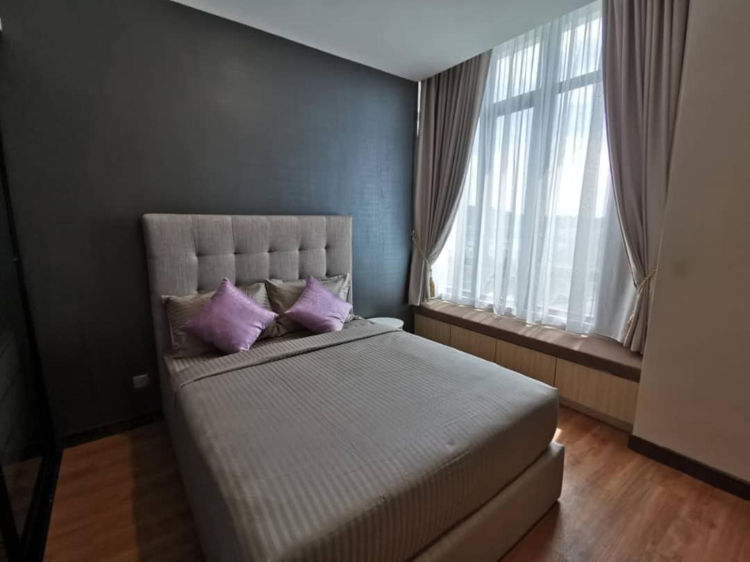 Shaftsbury Putrajaya At Alamanda Mall Apartment Luaran gambar