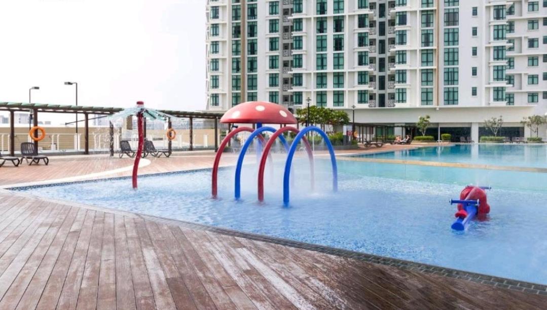 Shaftsbury Putrajaya At Alamanda Mall Apartment Luaran gambar