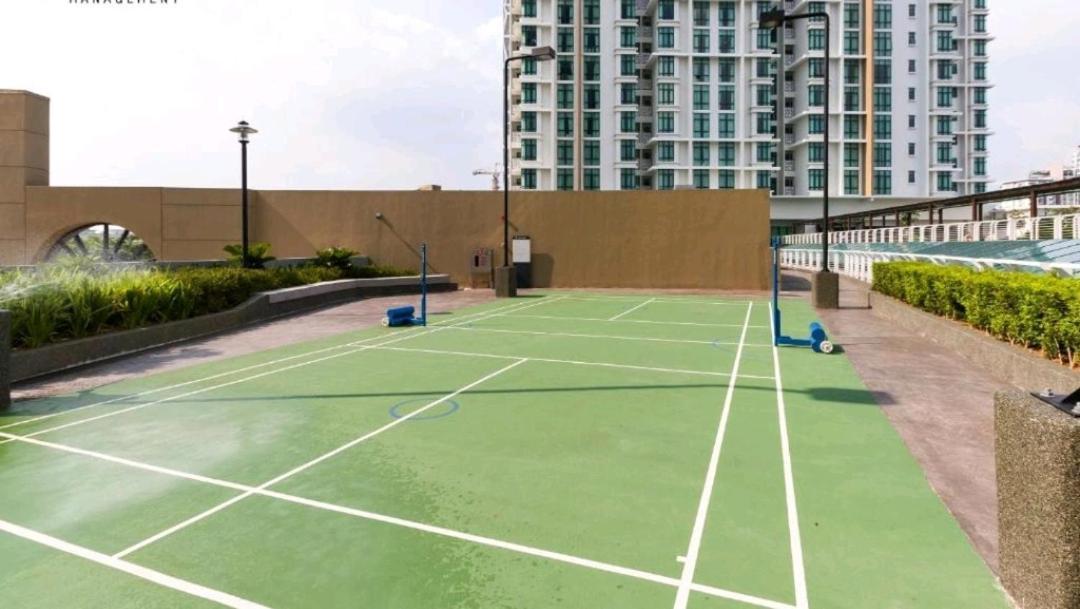 Shaftsbury Putrajaya At Alamanda Mall Apartment Luaran gambar